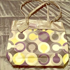 Coach tote bag - Great Condition!